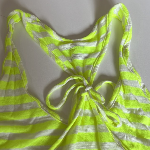express neon yellow top size small NWOT🫠 - Picture 3 of 5